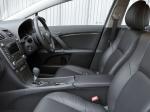 Toyota Avensis Sedan 2008 года (UK)
